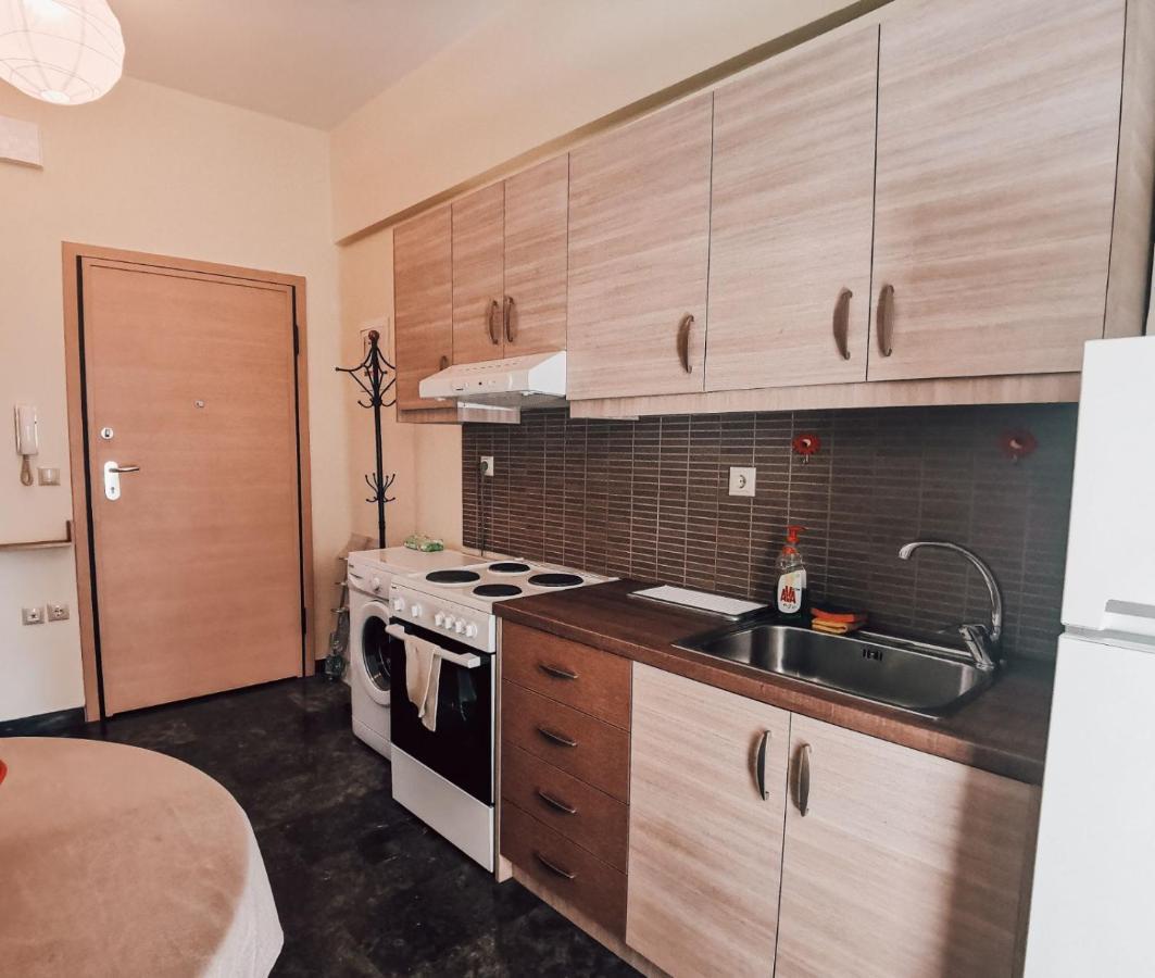 Efrosini Downtown Apartment Халкида Экстерьер фото