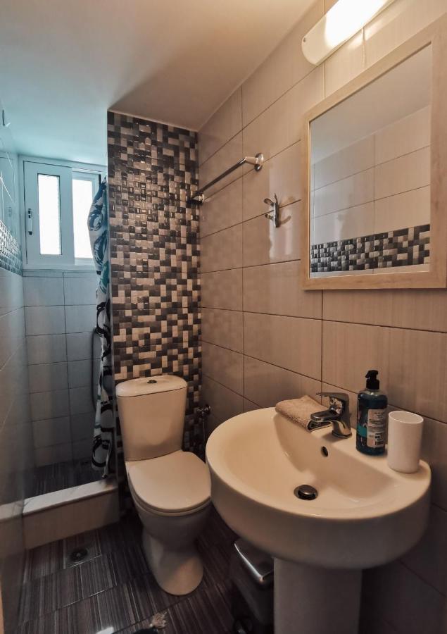 Efrosini Downtown Apartment Халкида Экстерьер фото